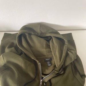 LIKE NEW! Men’s Forever 21 Hoodie. Worn once